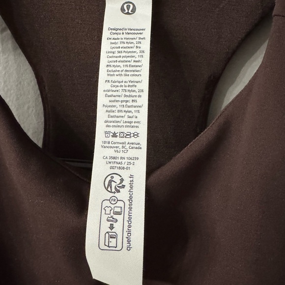 Lululemon Logo Elastic Everlux Shelf Tank NWT Size 4. - Picture 2 of 7